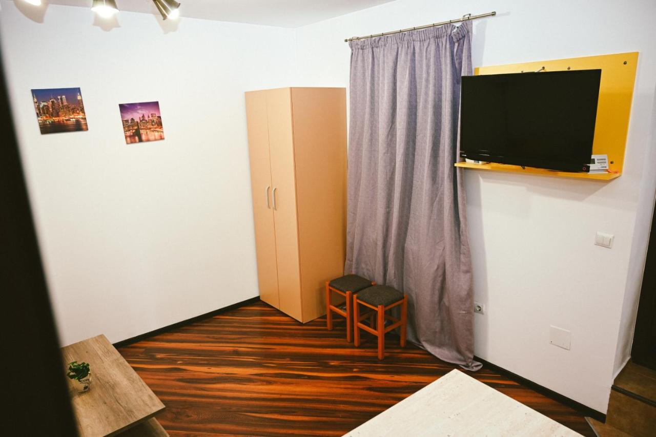 Cozy Apartment Брашов Екстер'єр фото
